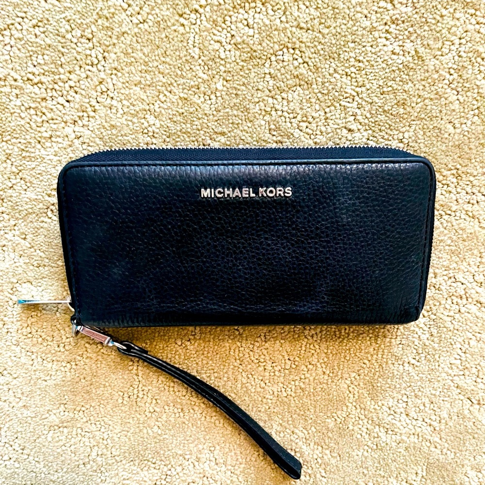 Michael Kors wallet